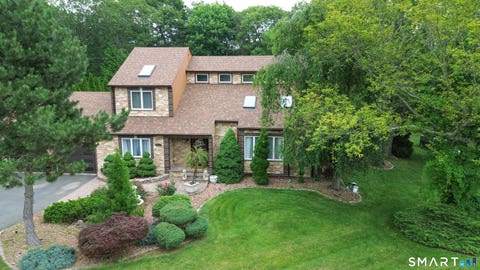 Photo of 87 Tarragon Drive, East Hampton, CT 06424 (MLS # 24188383)