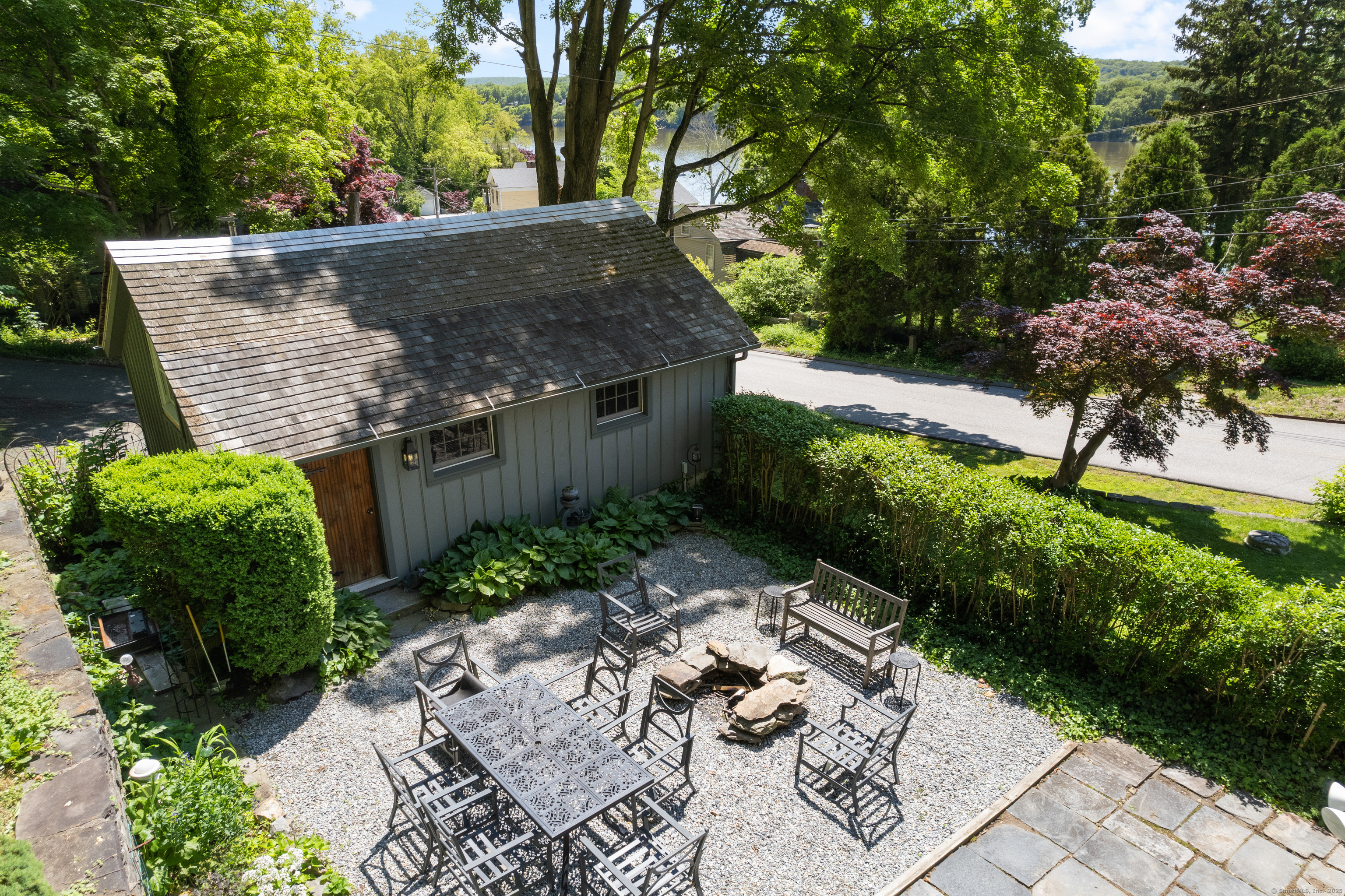 6 Landing Hill Road