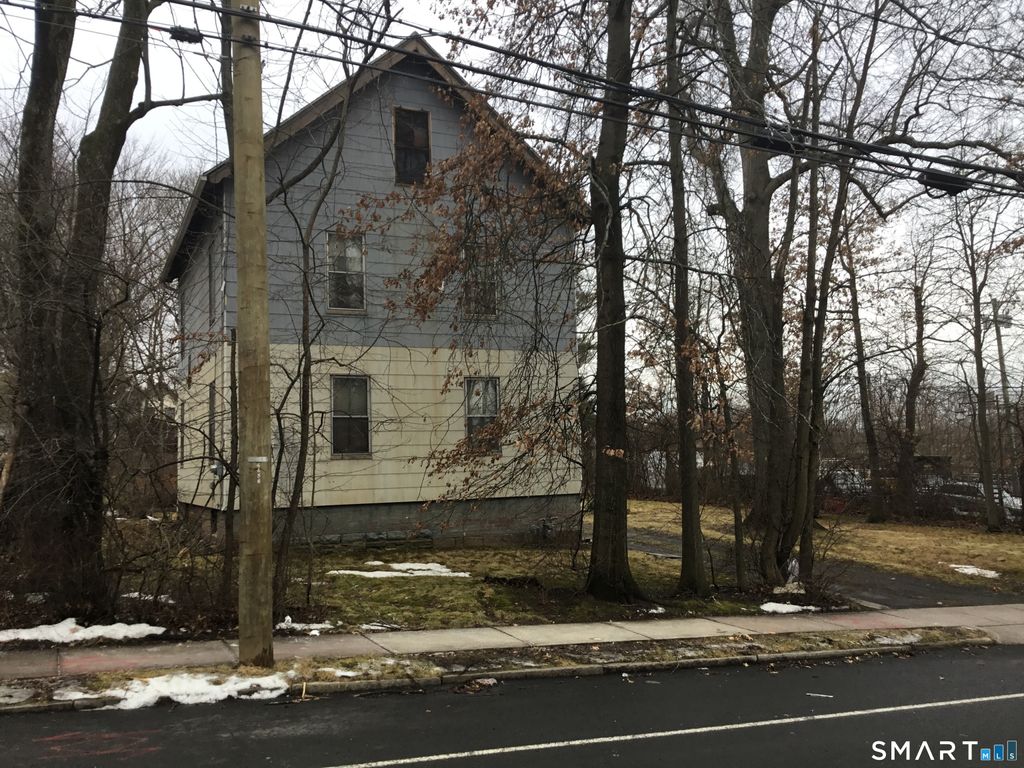 Photo of 117 Hamilton Street, Hartford, CT 06106 (MLS # 24148037)