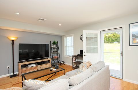 Tiny photo for 7 Gillette Way #7, Bristol, CT 06010 (MLS # 24127536)