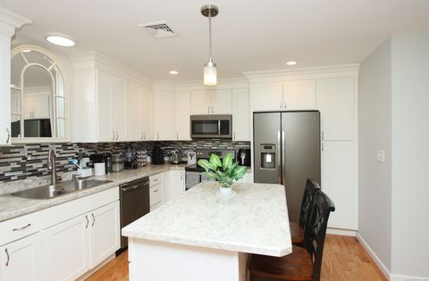 Tiny photo for 7 Gillette Way #7, Bristol, CT 06010 (MLS # 24127536)