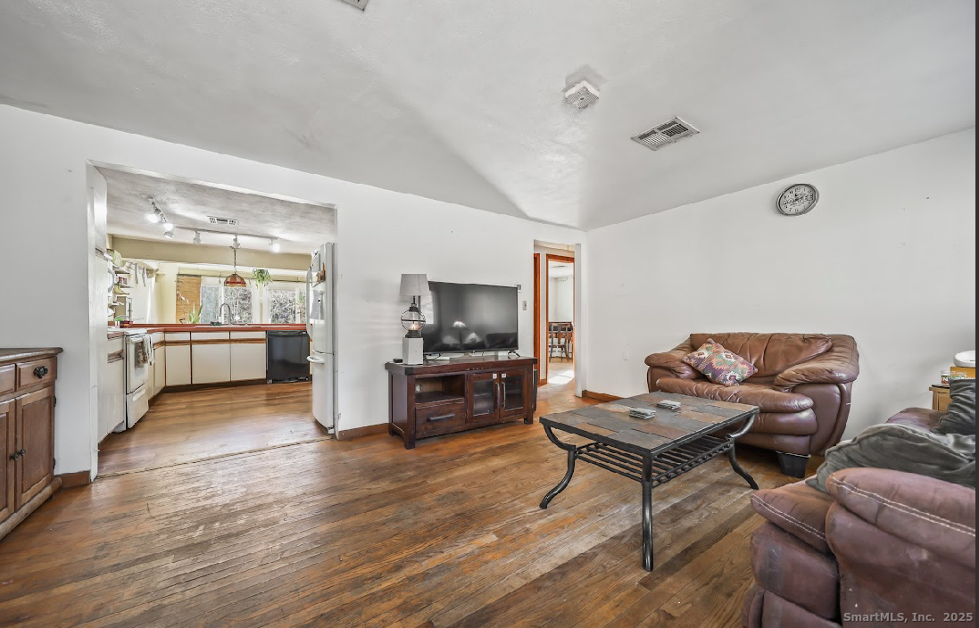 1101 Hickory Hill Road