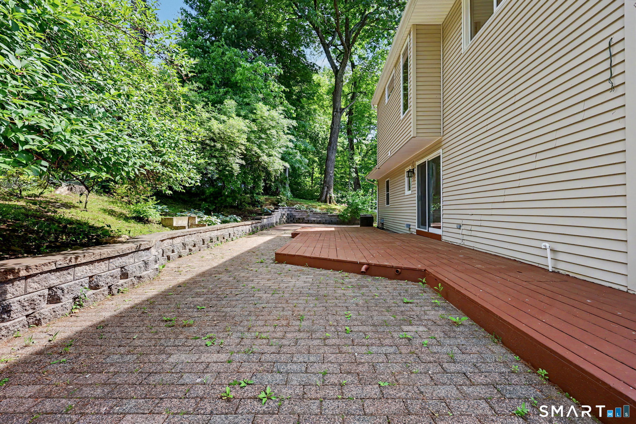 40 Manitook Drive
