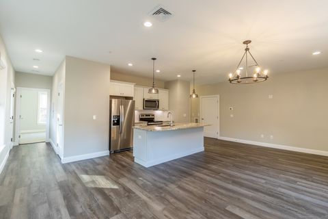 Tiny photo for 500 Edgewater Circle #e, East Hampton, CT 06424 (MLS # 24136604)