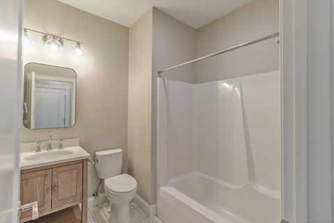 Tiny photo for 500 Edgewater Circle #e, East Hampton, CT 06424 (MLS # 24136604)