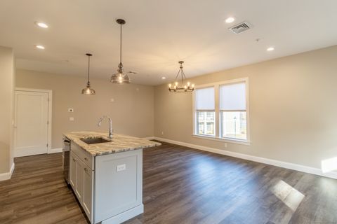 Tiny photo for 500 Edgewater Circle #e, East Hampton, CT 06424 (MLS # 24136604)