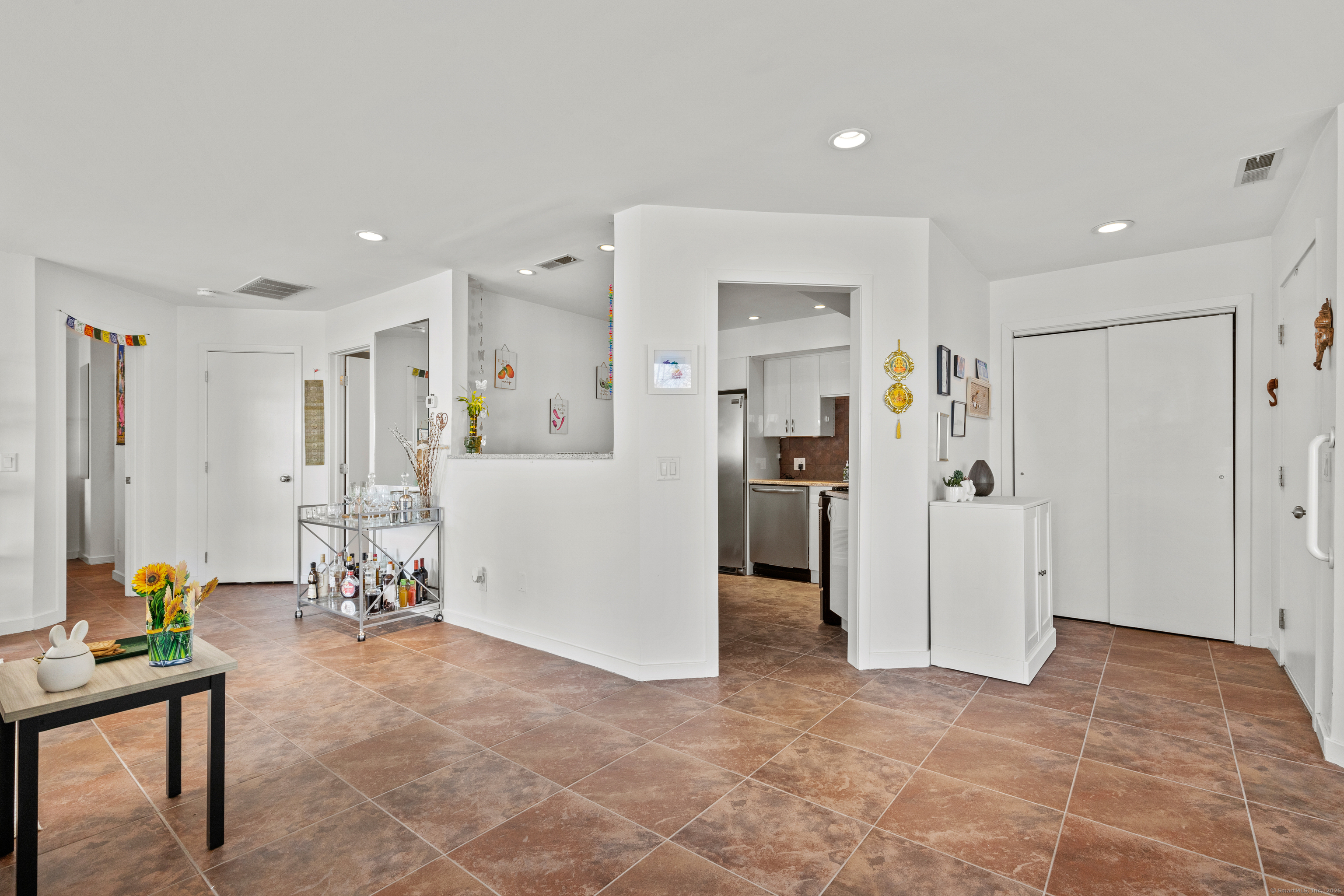 1 Harbour Close #1, New Haven, Connecticut image 12