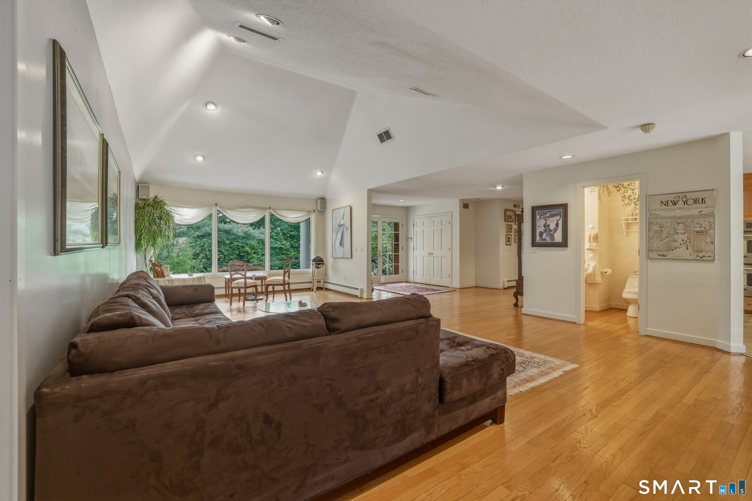 12 Mountain Farms Road