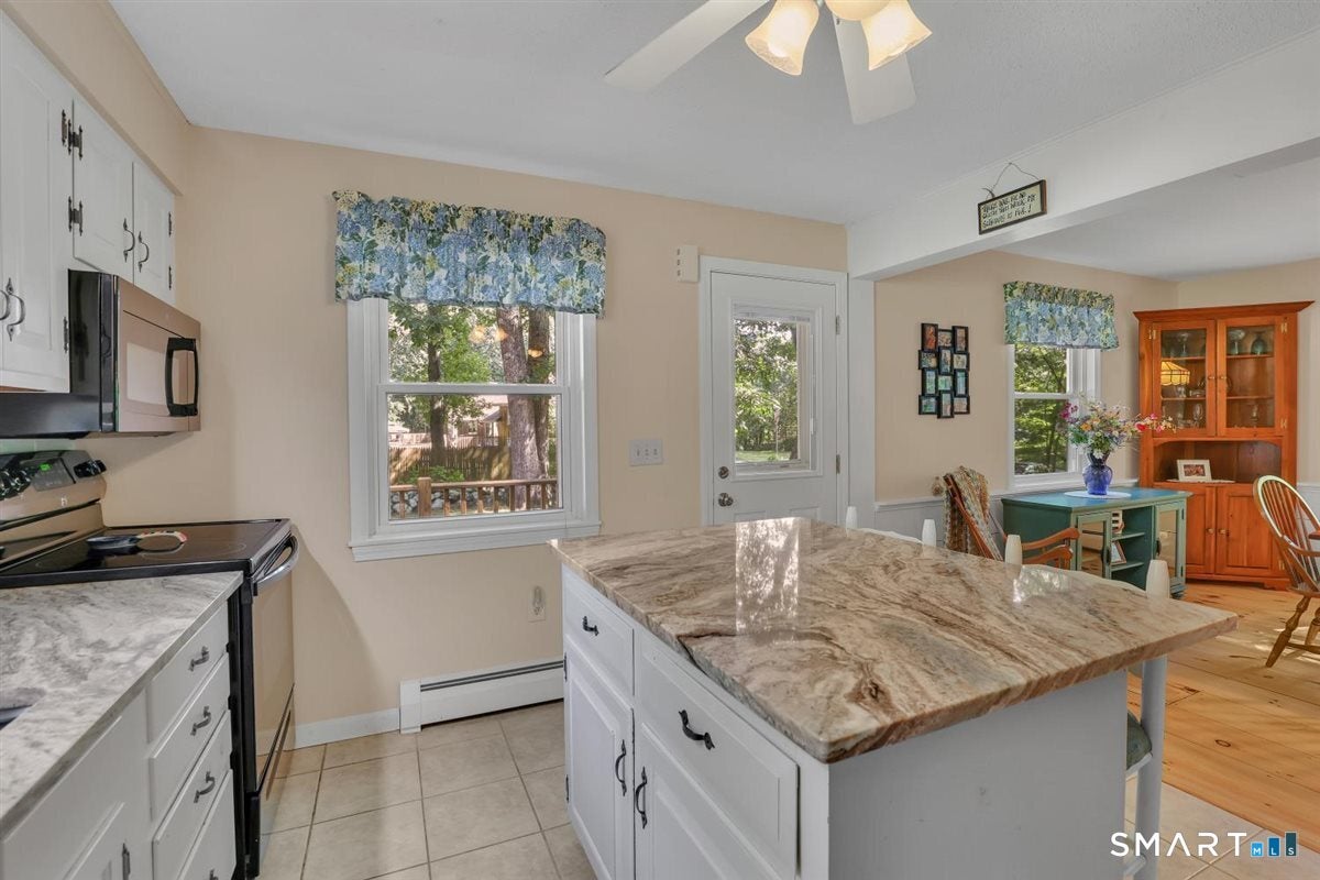 328 Bulkeley Hill Road