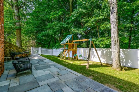 Tiny photo for 19 Georgian Lane, Darien, CT 06820 (MLS # 24150440)