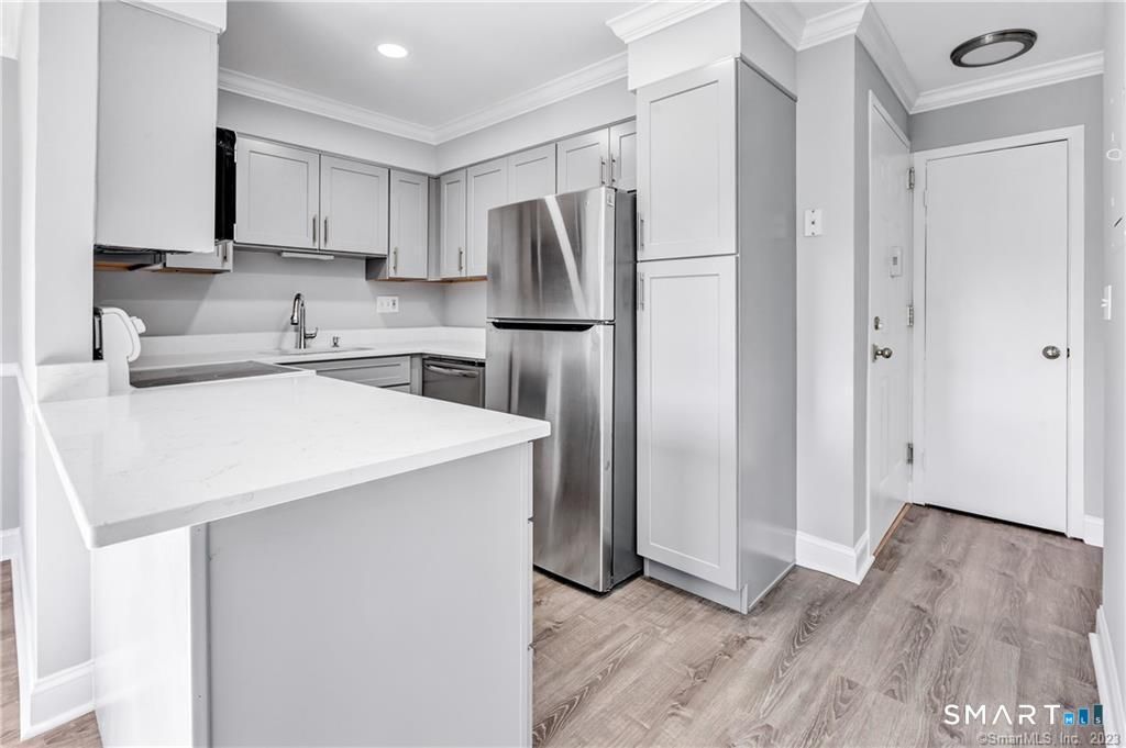 Photo of 154 Cold Spring Road #19, Stamford, CT 06905 (MLS # 24177640)