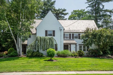 10 Norwood Road West Hartford CT 06117