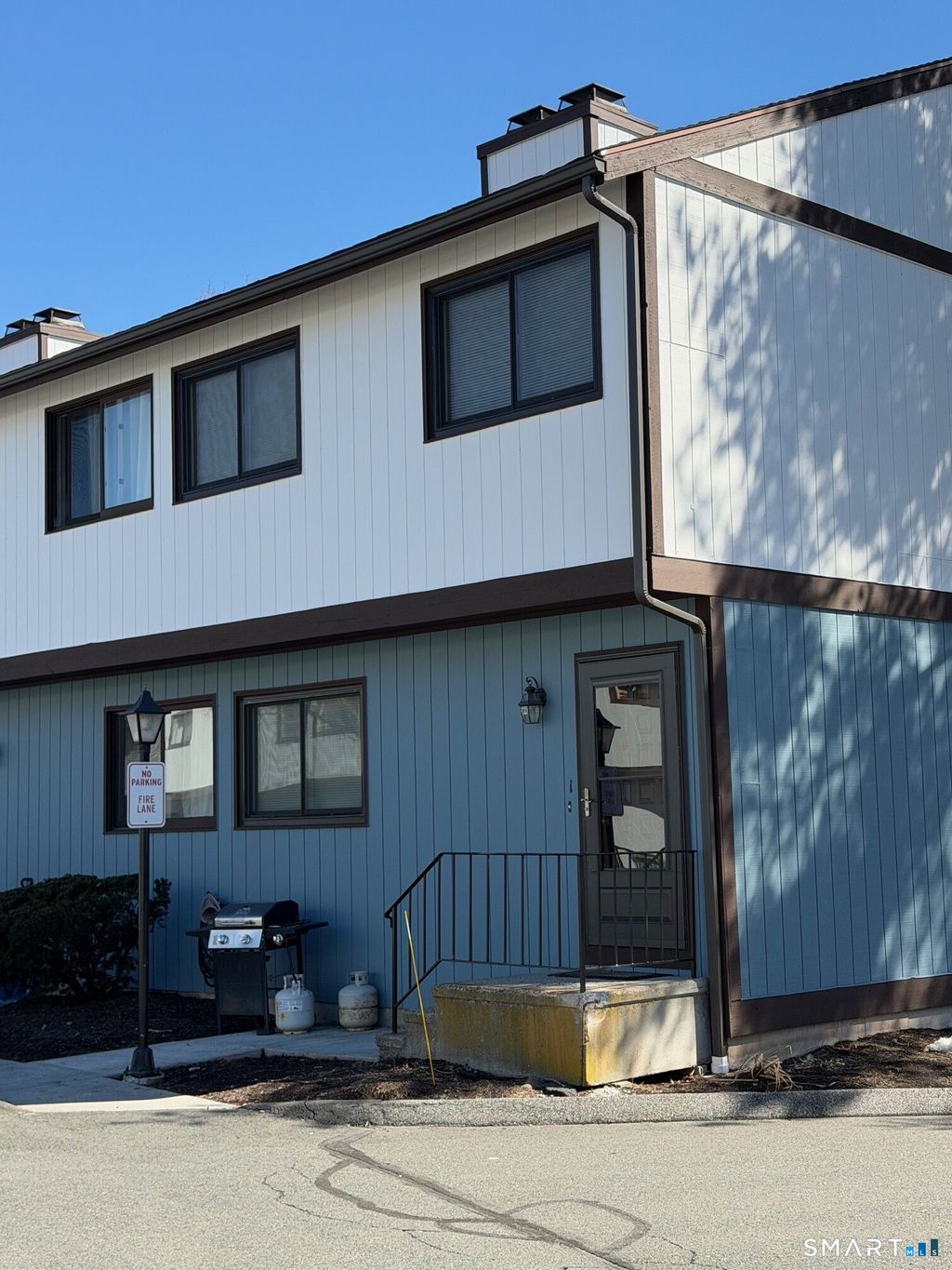 Photo of 27 Crows Nest Lane #12I, Danbury, CT 06810 (MLS # 24158470)