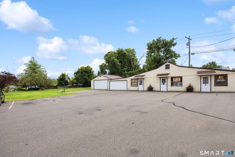 Tiny photo for 670 Newfield Street #2, Middletown, CT 06457 (MLS # 24206669)