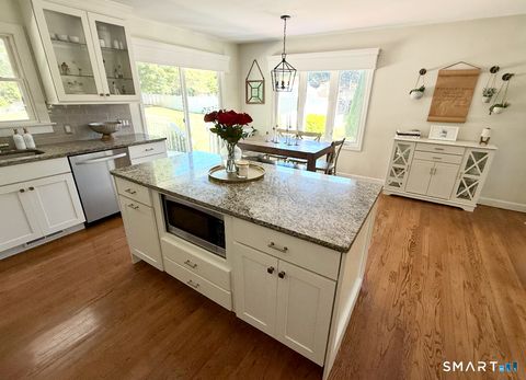 Tiny photo for 154 Glenwood Terrace, Middletown, CT 06457 (MLS # 24147079)