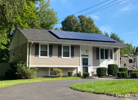 Tiny photo for 154 Glenwood Terrace, Middletown, CT 06457 (MLS # 24147079)