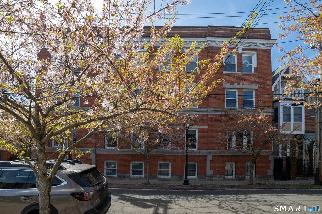Photo of 8 Hughes Place #1N, New Haven, CT 06511 (MLS # 24170900)