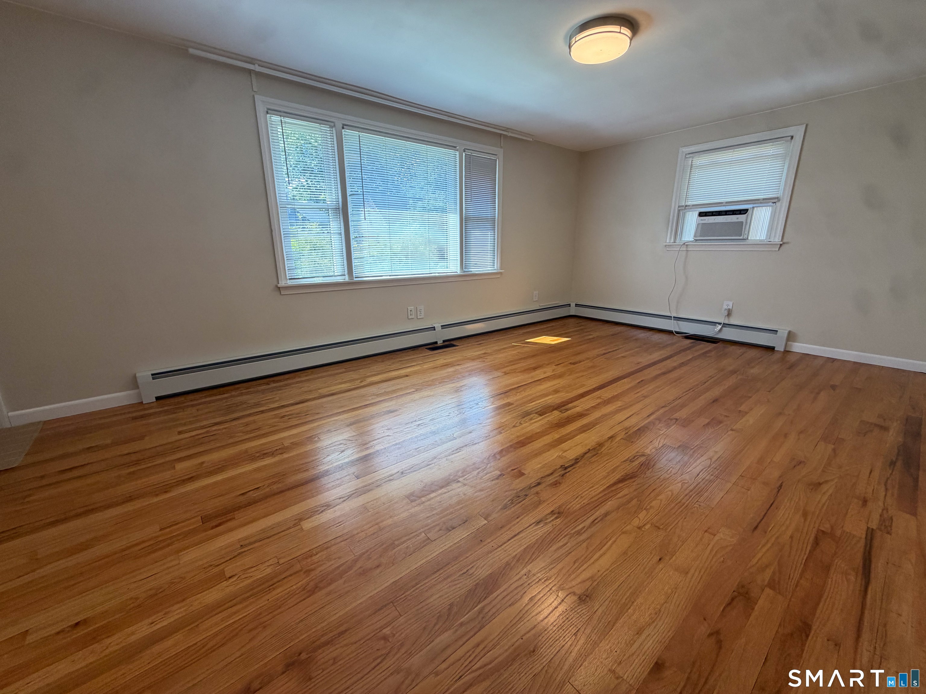 6 Prior Avenue