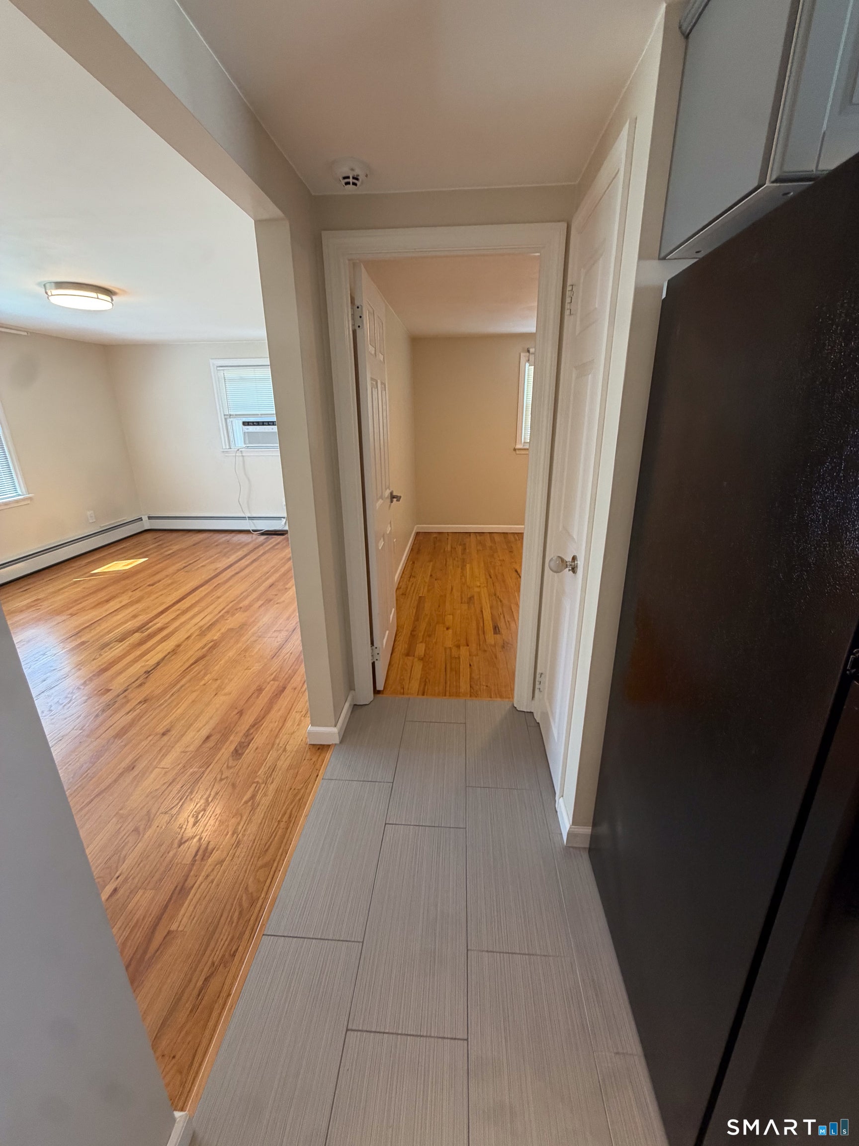 6 Prior Avenue