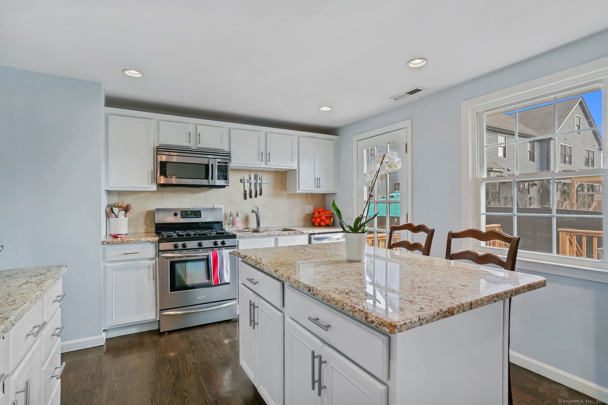 3 Davenport Drive, Stamford, Connecticut image 6