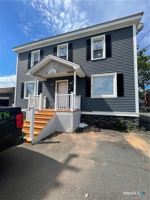 Photo of 1044 Farmington Avenue, Berlin, CT 06037 (MLS # 24163436)