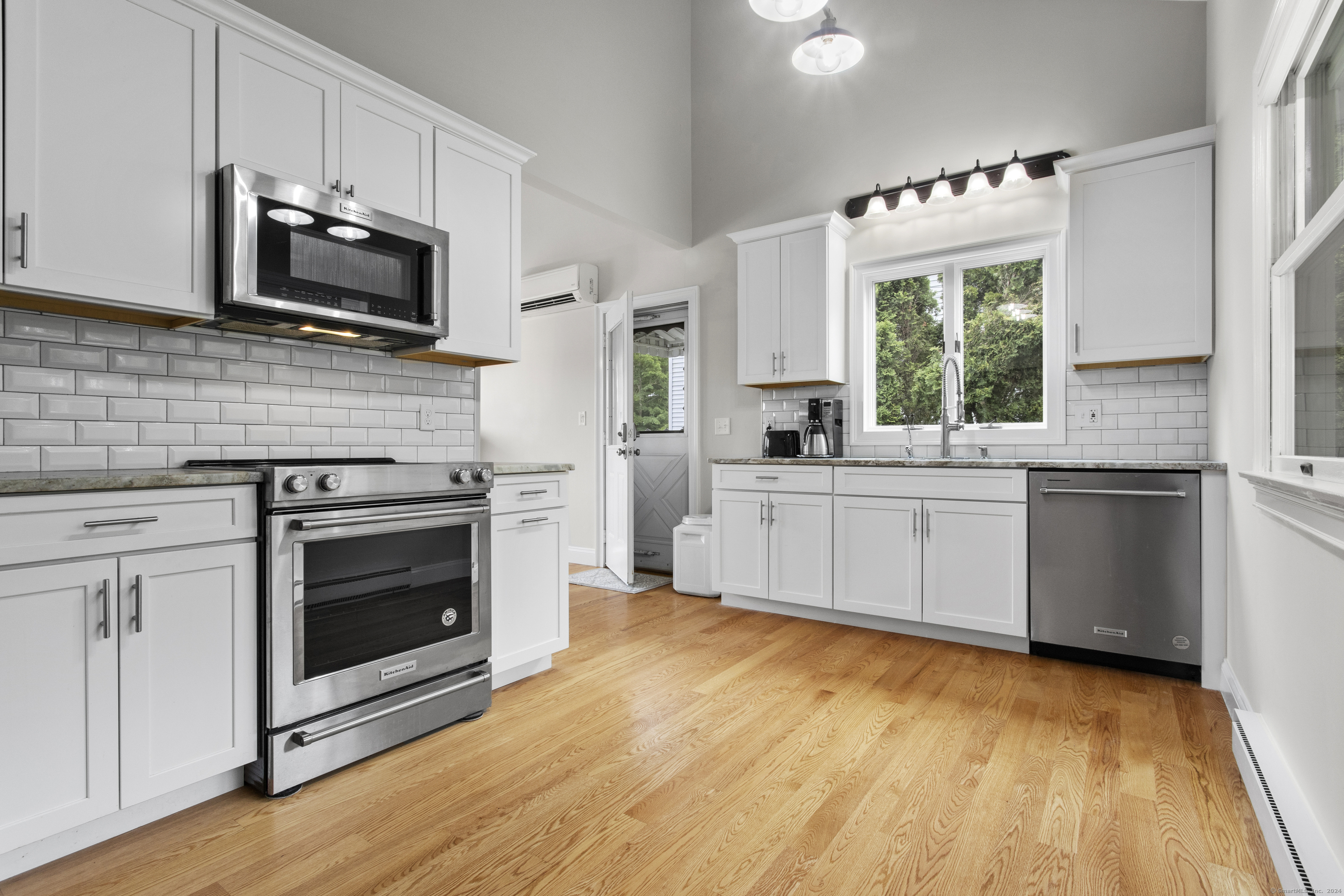 3 Summit Avenue, East Lyme, Connecticut image 6