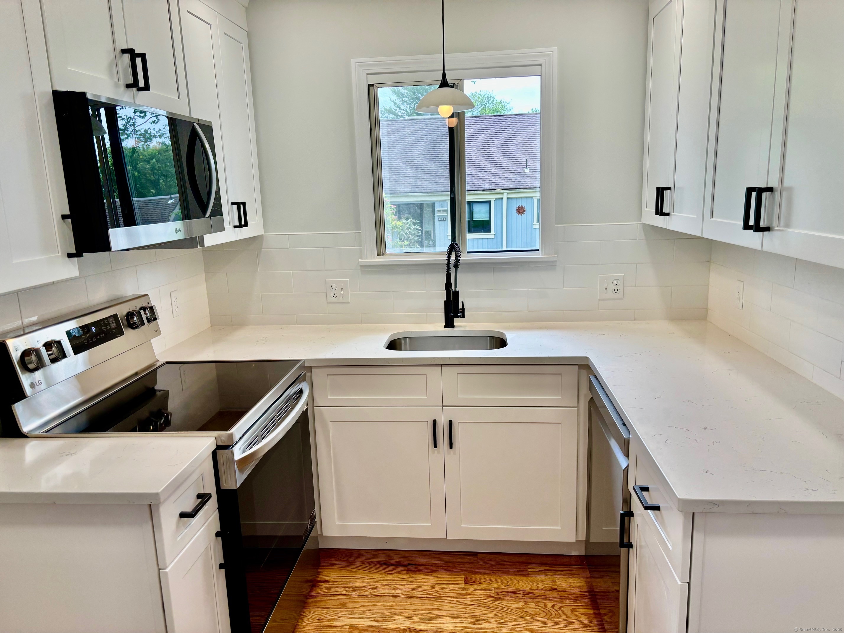 460 B Heritage Village Road #B, Southbury, Connecticut image 3