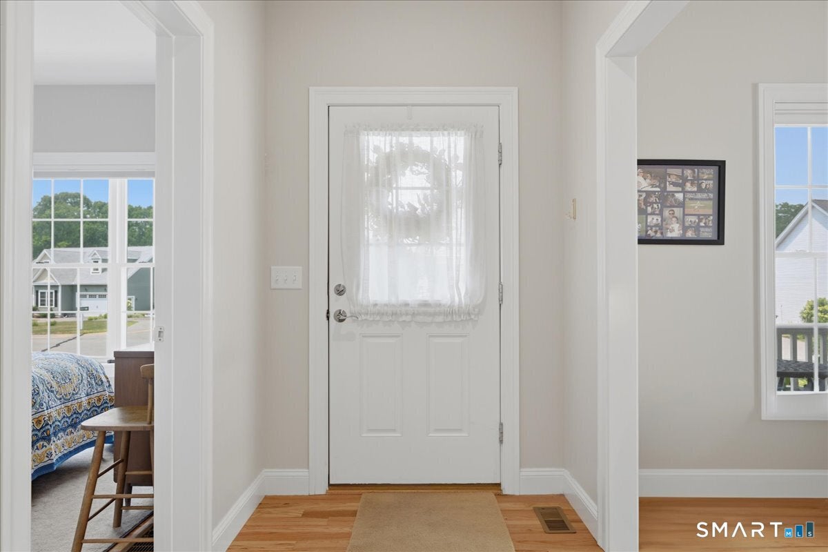 14 Essex Glen Drive 7
