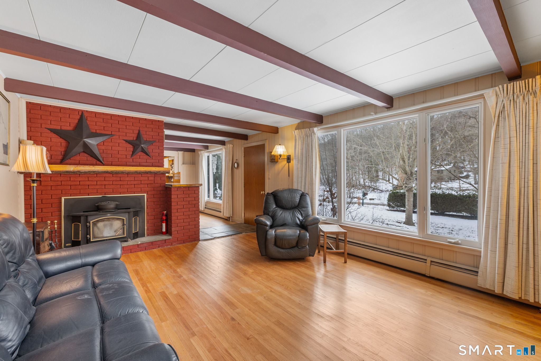 52 North Glenwoods Road