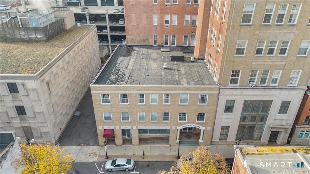 Photo of 124 Court Street #12, New Haven, CT 06511 (MLS # 24171488)