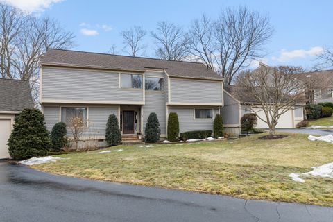 404 W Lyon Farm Drive Unit 404, Greenwich, CT 06831 - #: 24078138