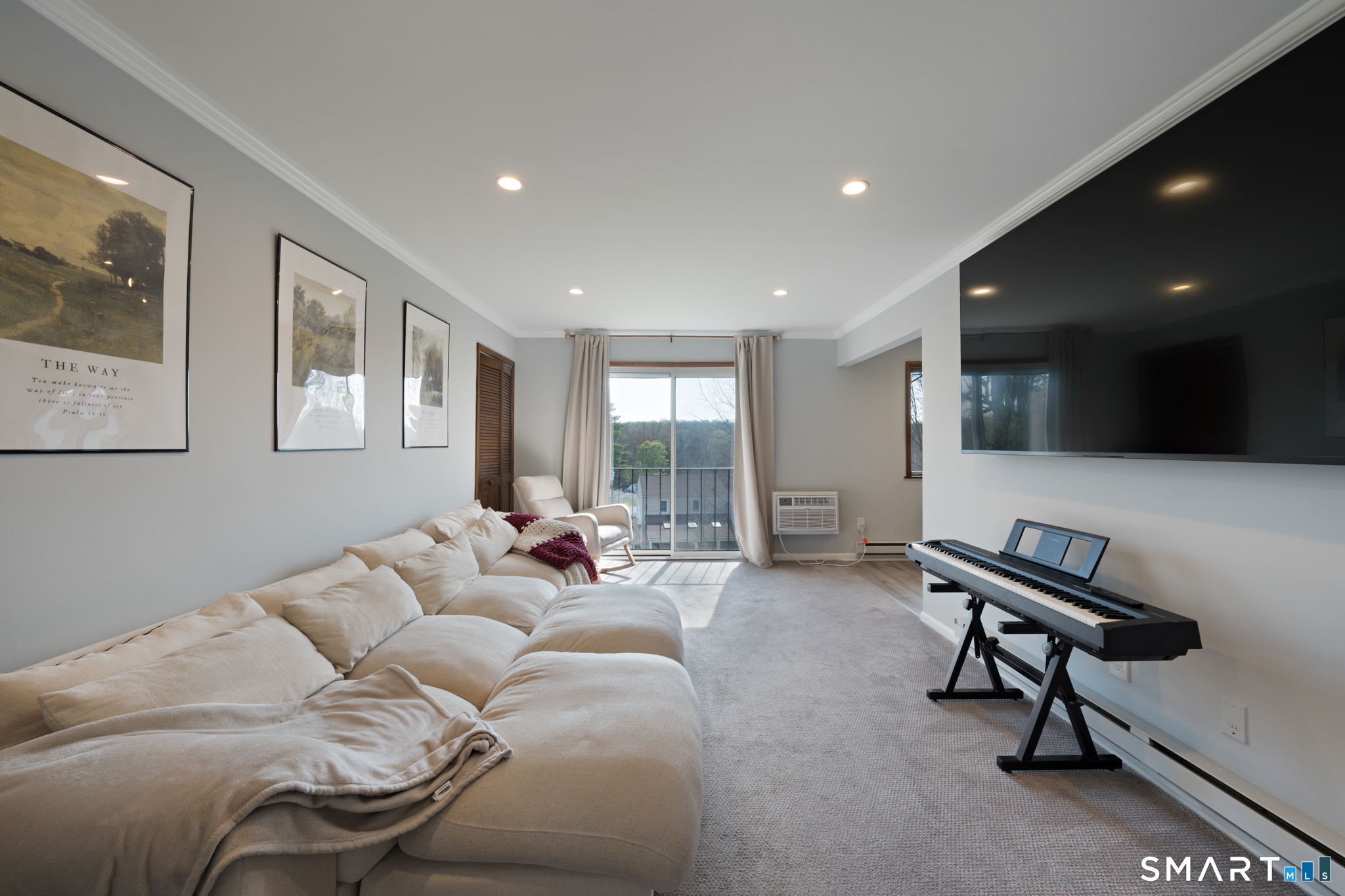 201 Highview Avenue F2