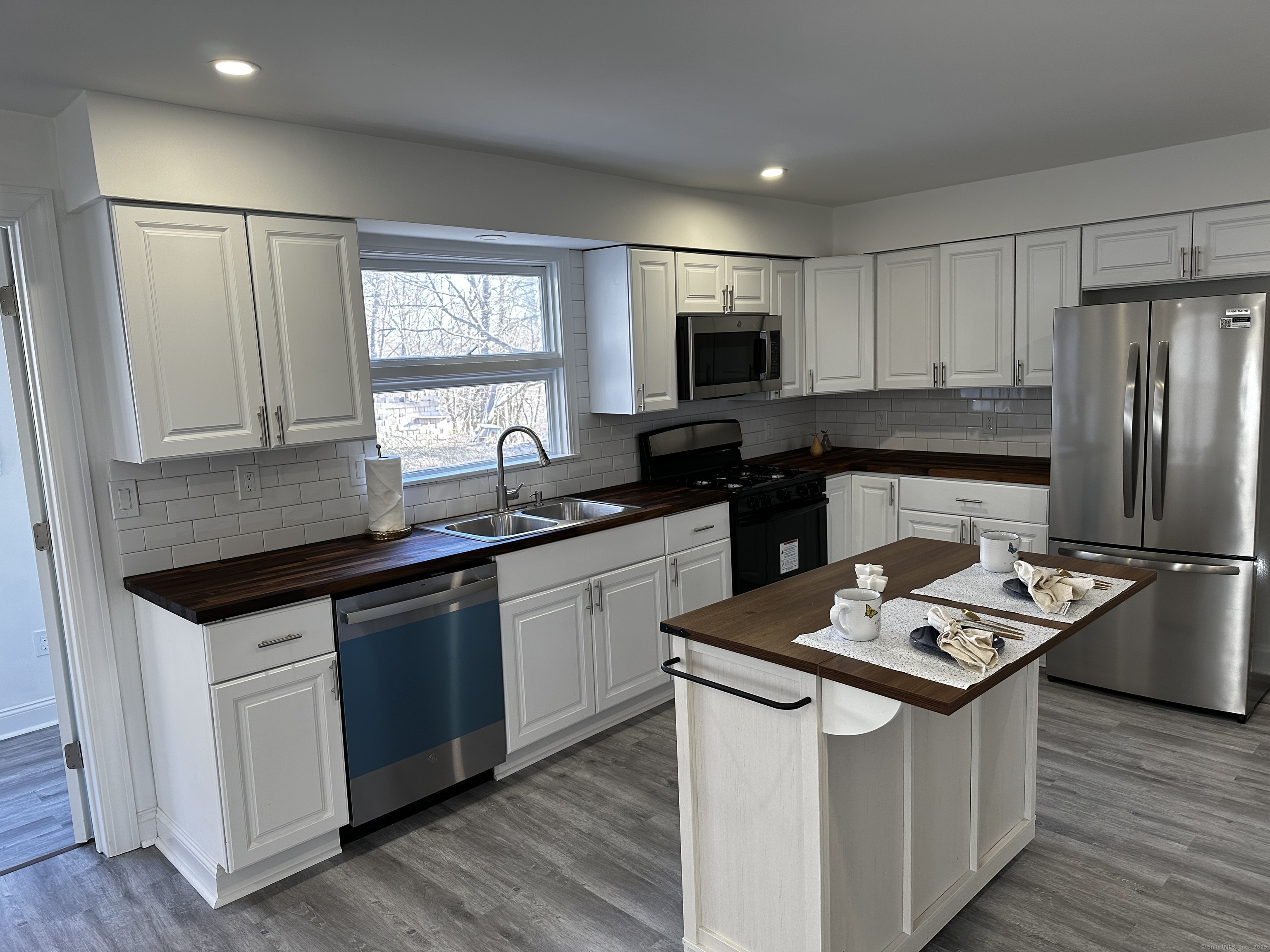 384 Sylvan Avenue, Waterbury, Connecticut image 10