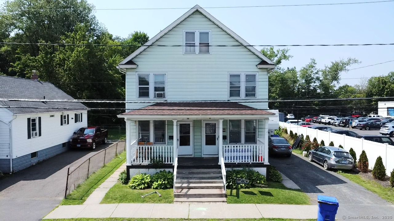 Property for Sale at Park Avenue, Enfield, Connecticut - Bedrooms: 6 
Bathrooms: 3 
Rooms: 13  - $365,000