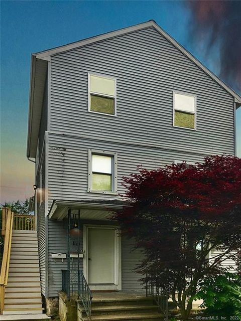 Photo of 15 Crofut Place #1, Danbury, CT 06810 (MLS # 24156142)