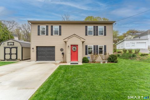 Photo of 22 Barber Street, Putnam, CT 06260 (MLS # 24170119)