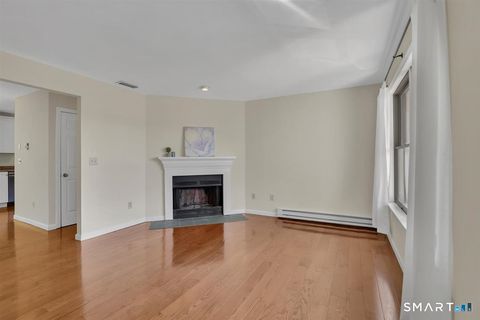 Tiny photo for 606 Lake Vista Drive #606, East Hampton, CT 06424 (MLS # 24183323)