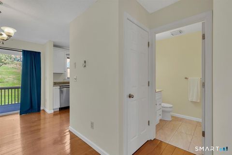 Tiny photo for 606 Lake Vista Drive #606, East Hampton, CT 06424 (MLS # 24183323)