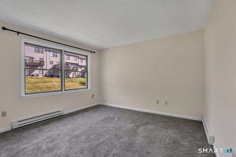 Tiny photo for 606 Lake Vista Drive #606, East Hampton, CT 06424 (MLS # 24183323)