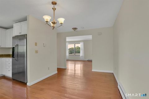 Tiny photo for 606 Lake Vista Drive #606, East Hampton, CT 06424 (MLS # 24183323)