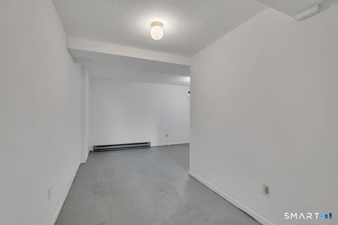 Tiny photo for 606 Lake Vista Drive #606, East Hampton, CT 06424 (MLS # 24183323)