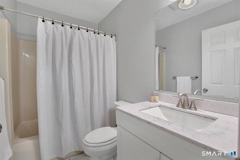 Tiny photo for 606 Lake Vista Drive #606, East Hampton, CT 06424 (MLS # 24183323)
