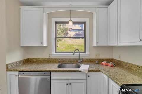 Tiny photo for 606 Lake Vista Drive #606, East Hampton, CT 06424 (MLS # 24183323)