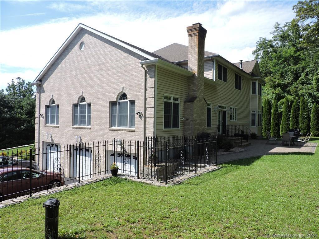 34 Breakneck Hill Road, Middlebury, Connecticut image 4
