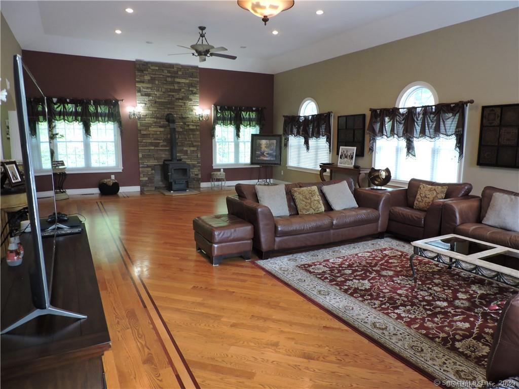 34 Breakneck Hill Road, Middlebury, Connecticut image 11