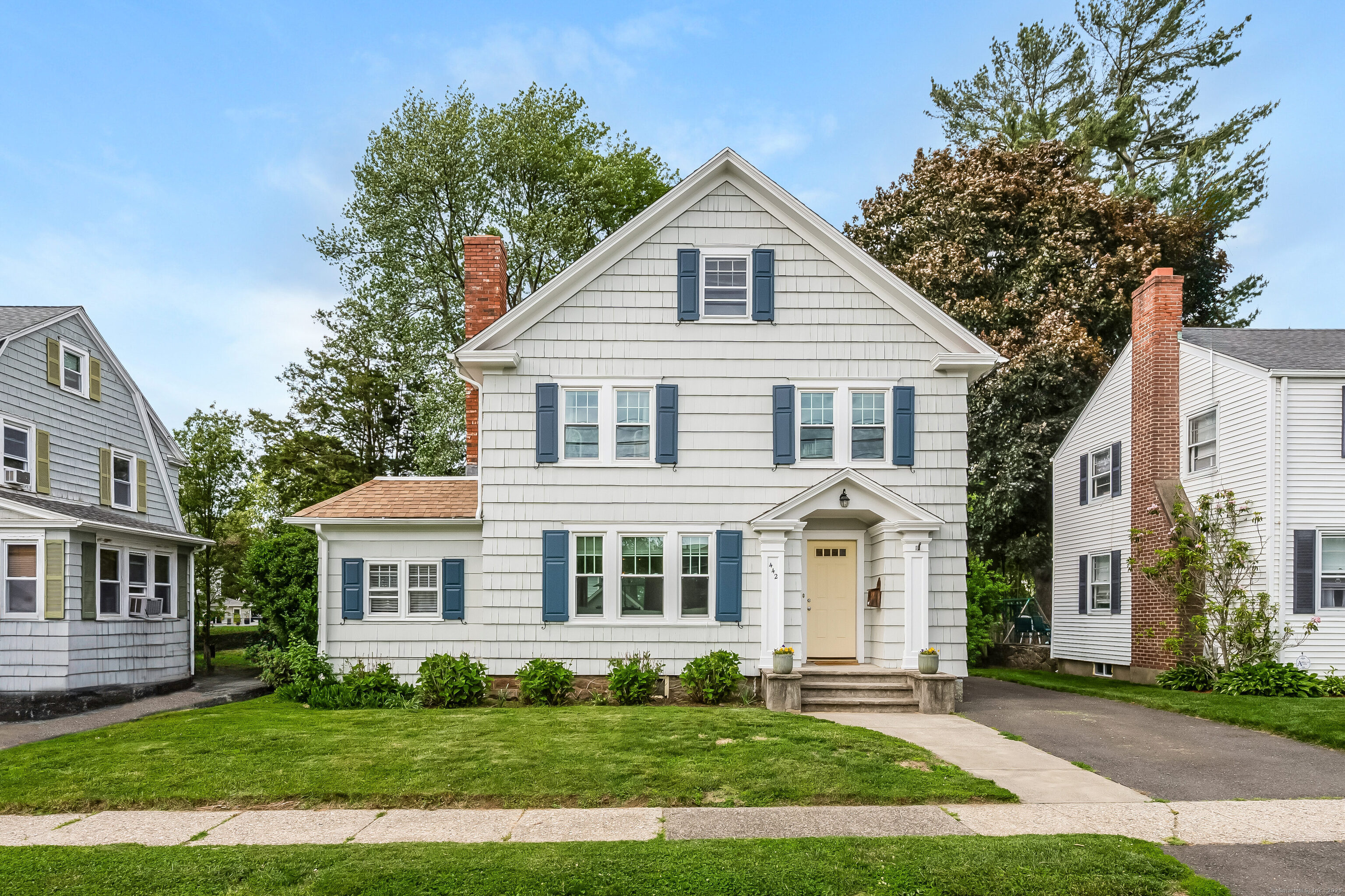 Property for Sale at Woodstock Avenue, Stratford, Connecticut - Bedrooms: 3 
Bathrooms: 2 
Rooms: 7  - $499,000