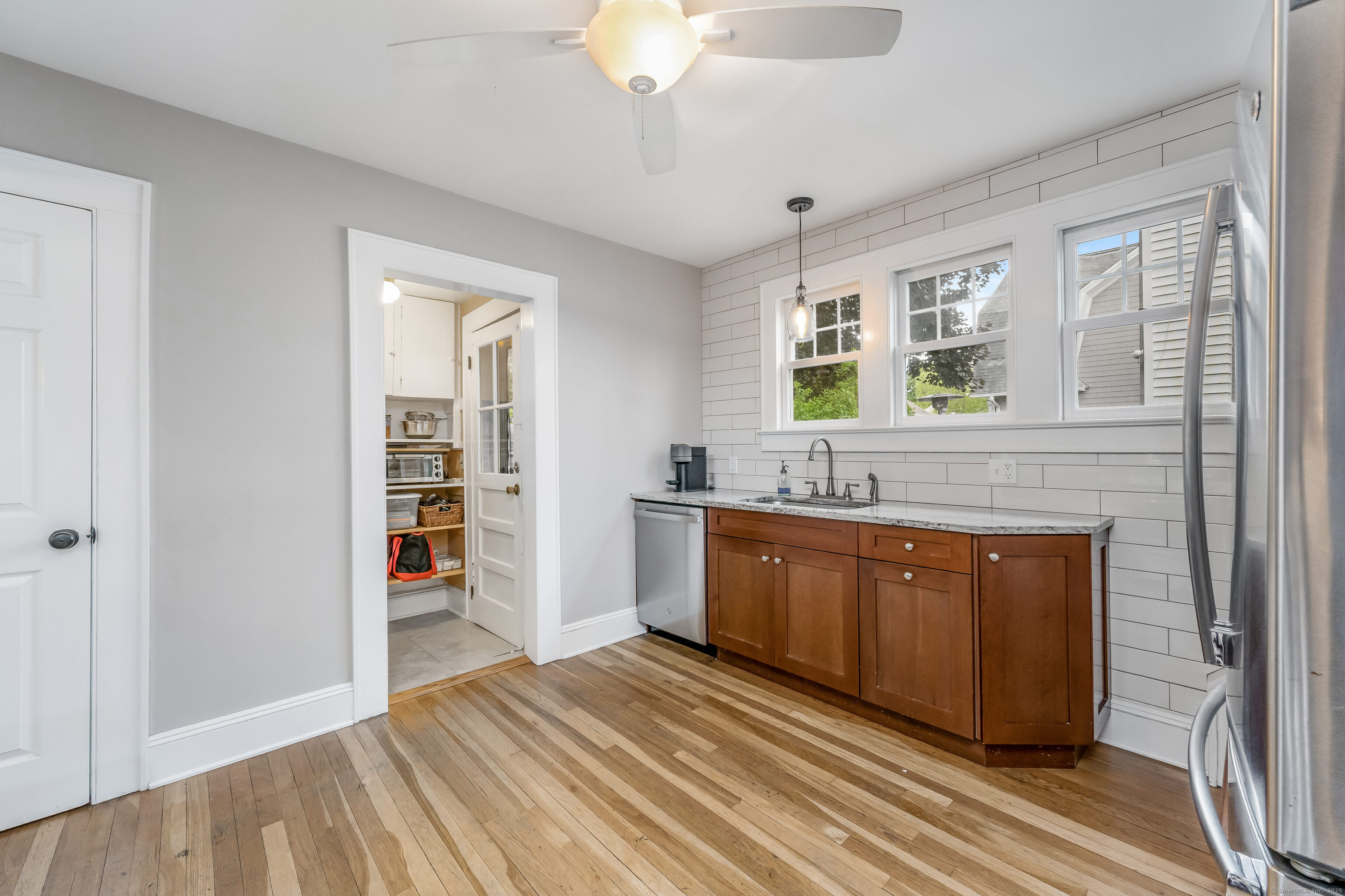 442 Woodstock Avenue, Stratford, Connecticut image 7