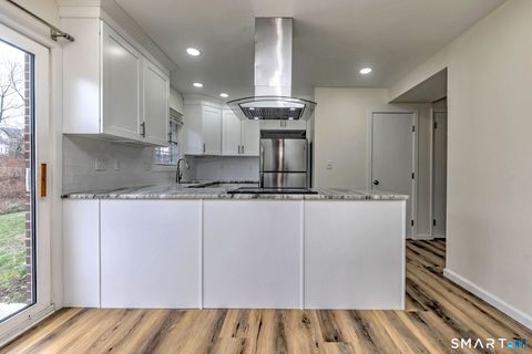 Tiny photo for 65 Salem Walk #65, Milford, CT 06460 (MLS # 24163259)