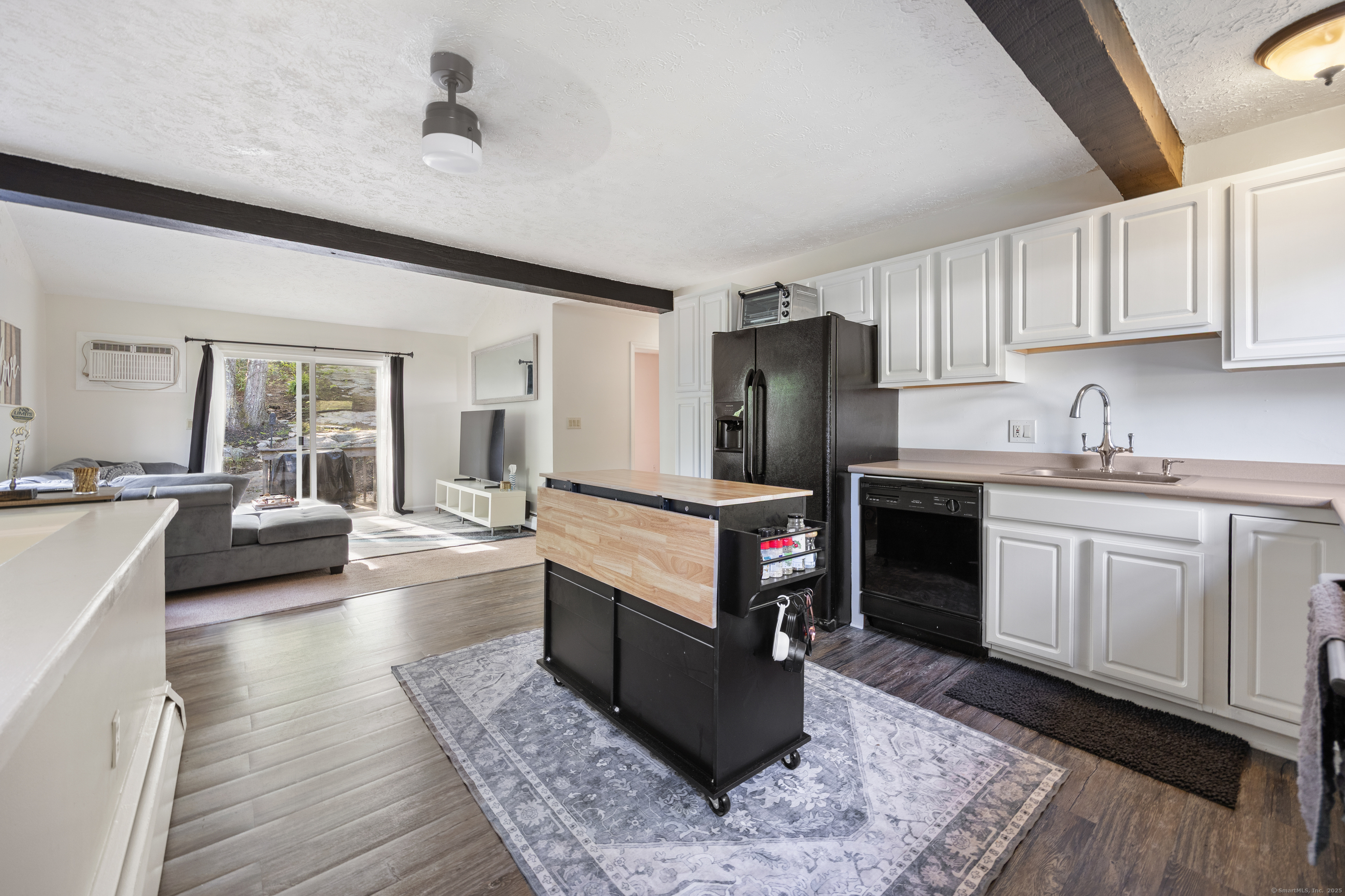 129 Midwood Avenue, Wolcott, Connecticut image 2