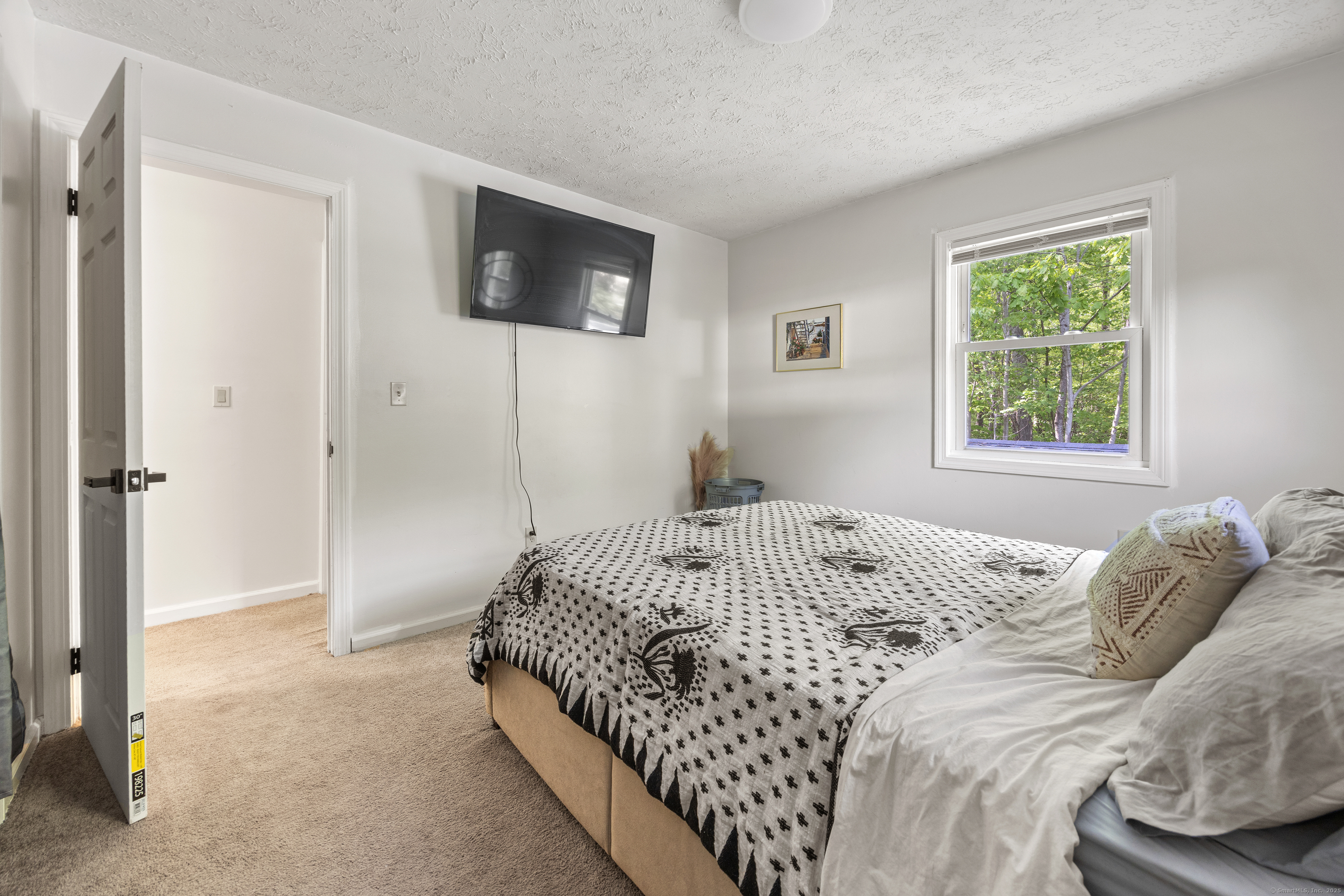 129 Midwood Avenue, Wolcott, Connecticut image 11